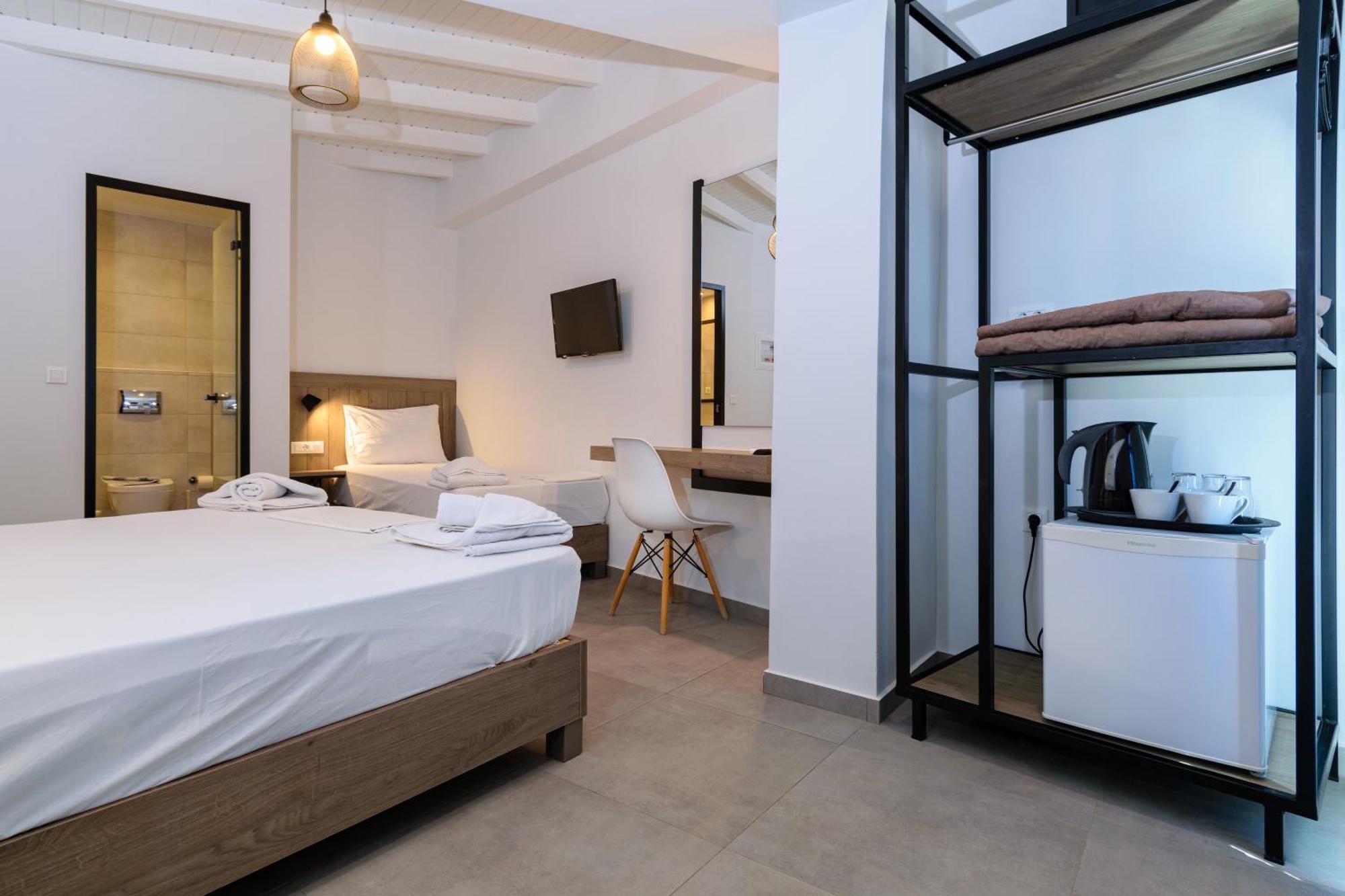 Kyma Hotel Loutro Exterior photo