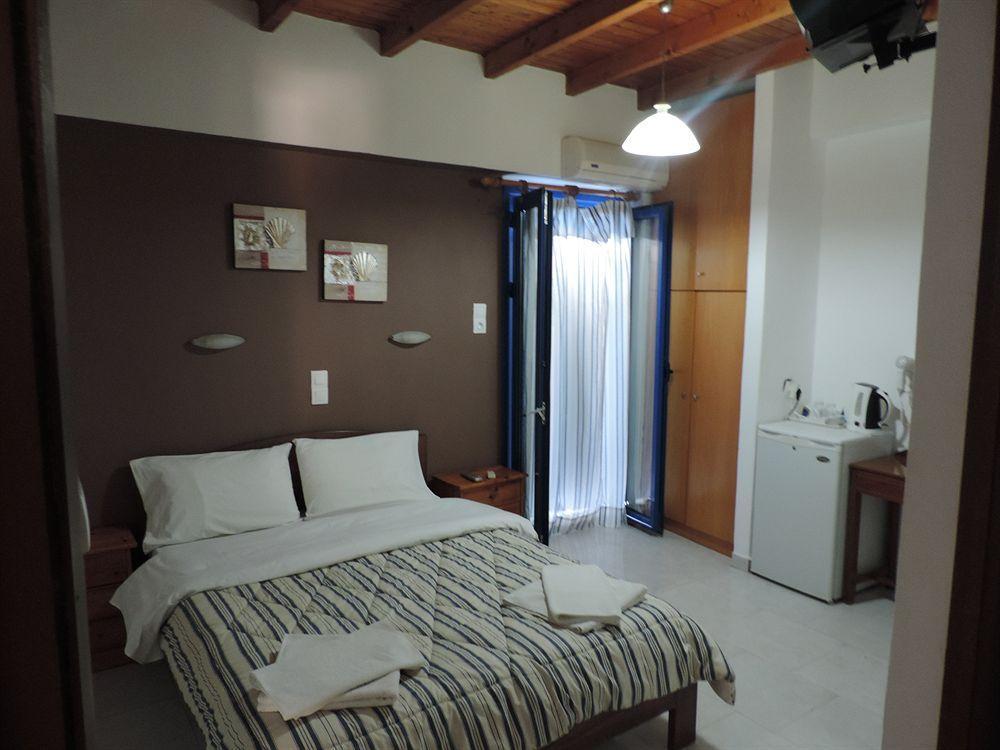 Kyma Hotel Loutro Exterior photo